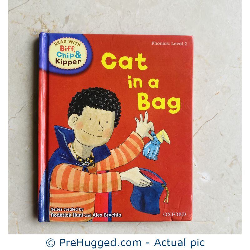 Oxford Reading Tree Read With Biff, Chip, and Kipper – Phonics Level 2, Cat in a Bag Hardcover
