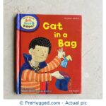 Oxford Reading Tree Read With Biff Chip and Kipper - Phonics Level 2 Cat in a Bag Hardcover