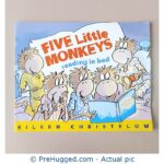 FIVE Little MONKEYS reading in bed